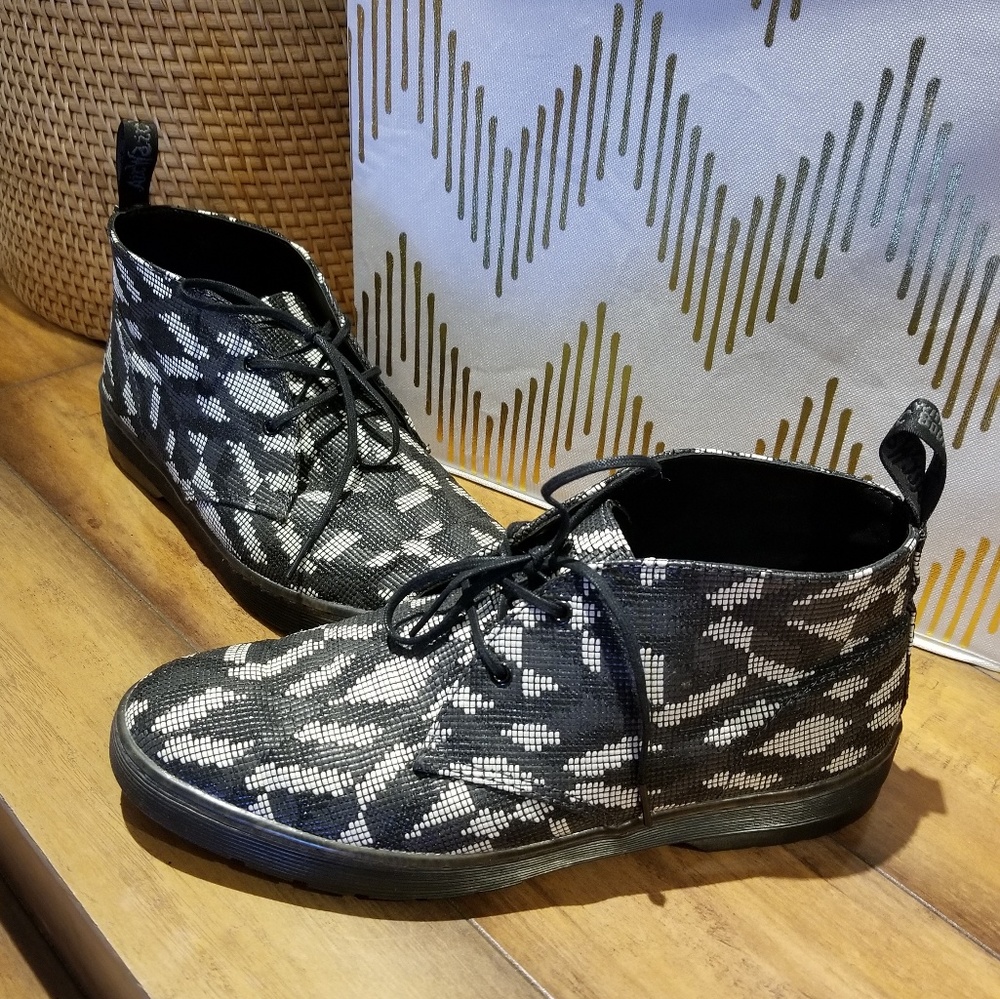 Dr. Martens Daytona Lead Aztec Weave